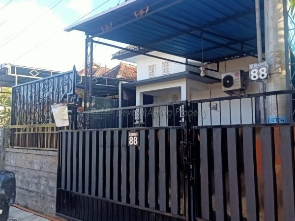 Full furnished house for sale in the heart of Denpasar City, A. Yani Utara