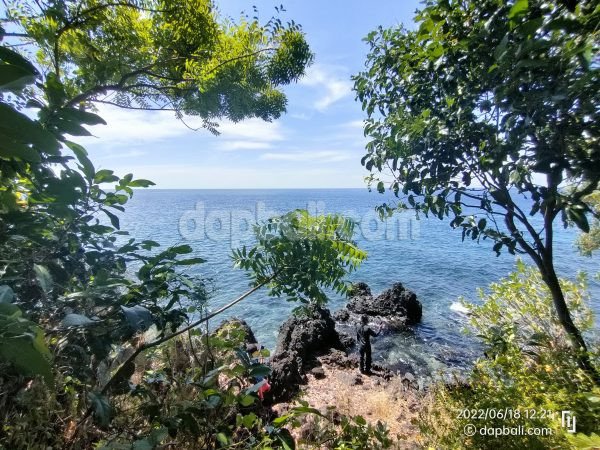 10325 - 27000 cliff front land for sale in Tulamben, Karangasem