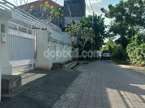 480 sqm land in a quiet environment of Denpasar