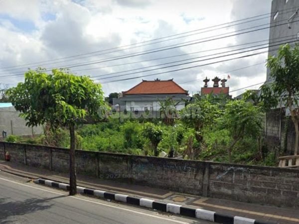 875 sqm roadside land in Jl. Mahendra Data, Denpasar