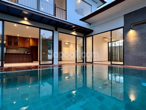 Luxury modern villa for sale in Jimbaran, Bali