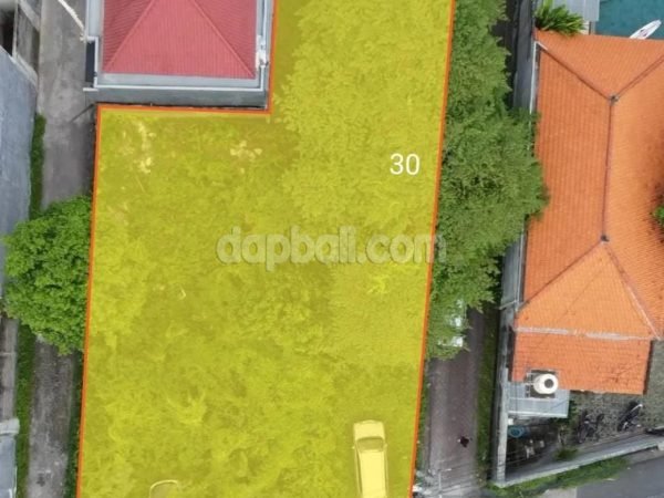 500 sqm freehold land in Kerobokan, Bali