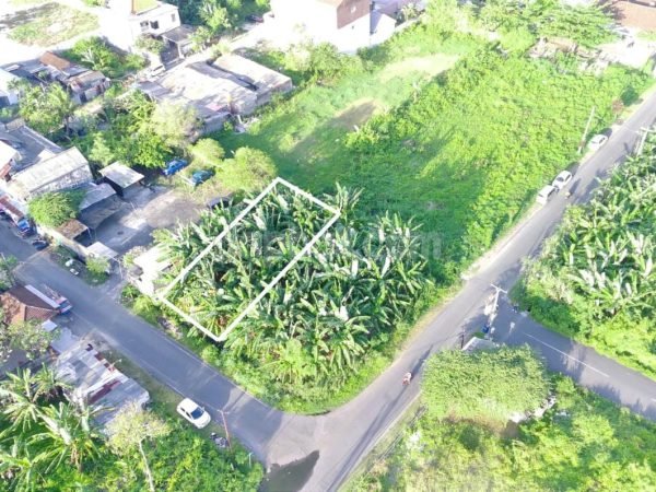 302 sqm commercial land in Dewi Sri Legian