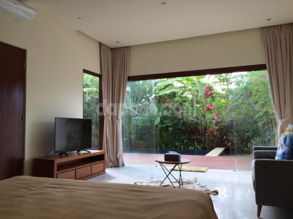 18529 - Furnished villa for sale in Ungasan, Kuta Selatan