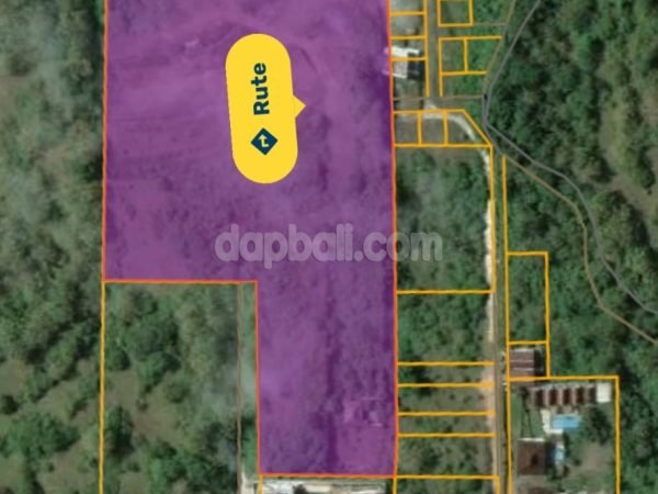 2.05 ha commercial land with only 1.5 km from Balangan beach