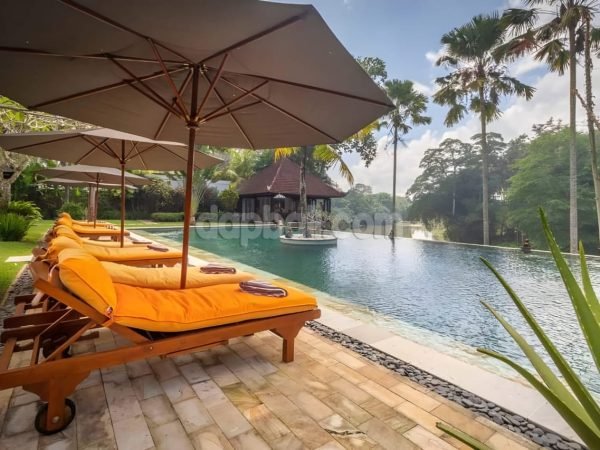 21026 - RIVERFRONT LUXURY VILLA FOR SALE, BERABAN, TABANAN - BALI