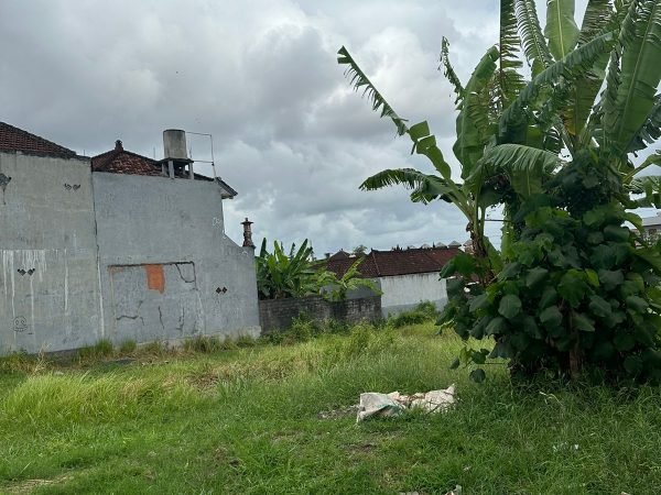 22751 - 600 sqm residential land in a quiet environment of Padang Sambian, Denpasar