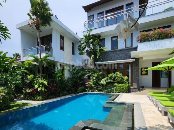 30084-Beautiful Luxury villa for sale with Ocean view in Central Canggu, Bali