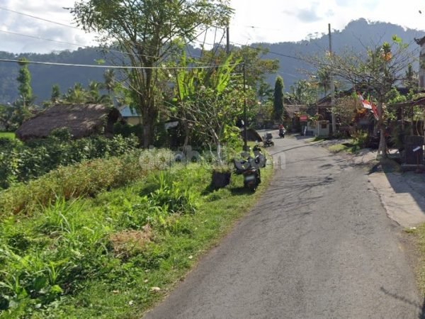 32328-Beautiful land for lease of 2,000 sqm in the roadside of Tebola, Karangasem, Bali