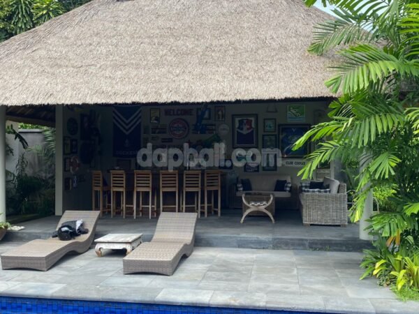 35742 - For Sale Freehold 5 Bedrooms Villa in Beachside Sanur Area, Denpasar, Bali