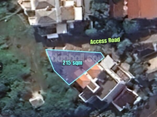 38206 - Prime small plot of 215 sqm with ocean view for sale in Benoa, Bali