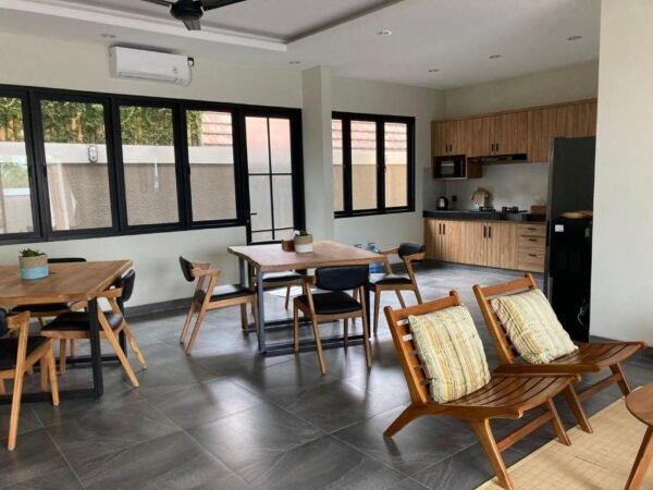 47237 - Elegant 5 - Bedrooms Villa for Lease with Shared Pool in Canggu, Bali