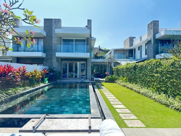 48585 - For Sale Luxury Beachfront Villa at Keramas Beach, Gianyar
