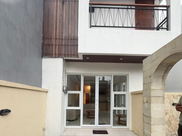 48727 - For Sale Brand New Freehold Villa in Semat - Canggu