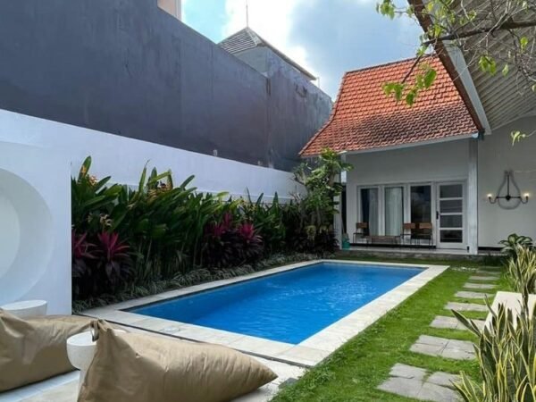 49421 - Freehold 3-Bedroom Single-Storey Villa for Sale in Tumbak Bayuh – Pererenan, Bali