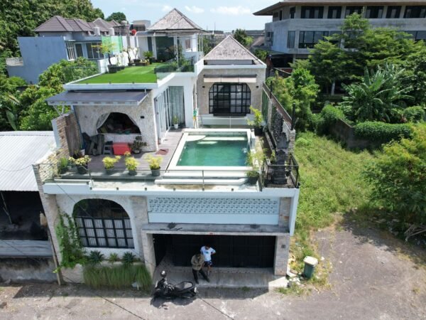 49774 - Semi-Villa with Ocean View & Rooftop for Sale in Padang Galak, Kesiman – Sunrise Orientation