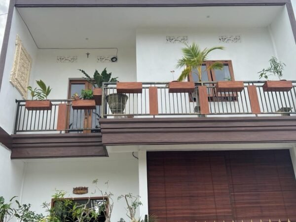 49987 - For Rent or Sale Two-Storey Semi-Villa Residence with Green Views near Tegenungan Waterfall