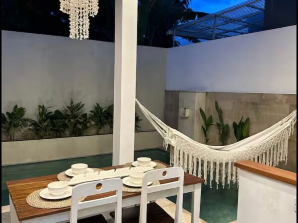 50888 - Modern Fully Furnished 2-Bedroom House for Sale & Rent in Kerobokan, Bali