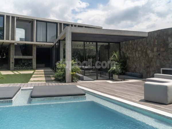 52145 - Luxury Resort for Sale in Kabakaba, Tabanan