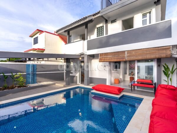 52667 - 5 Bedroom Villa for Sale in Pecatu, South Kuta