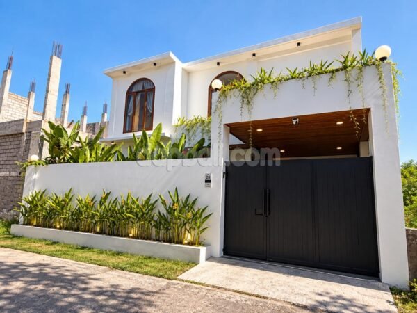 53267 - 3-Bedroom Modern Smart Villa for Sale in Jimbaran
