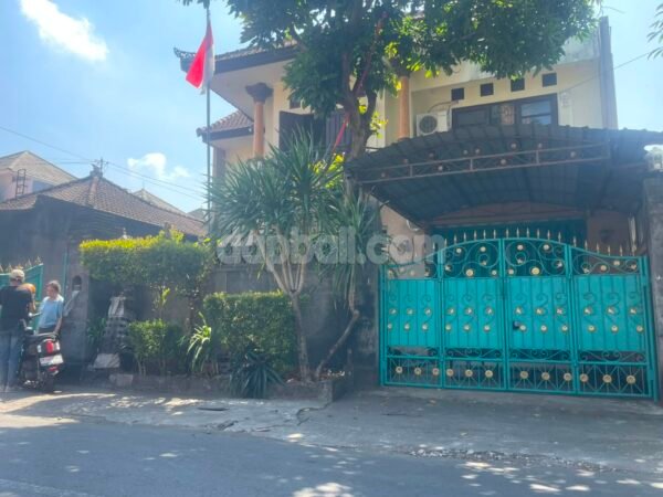 53981 - Freehold 4-Bedroom Two-Storey Luxury Residence for Sale in Central Renon, Denpasar